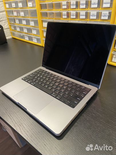 Apple macbook pro m1