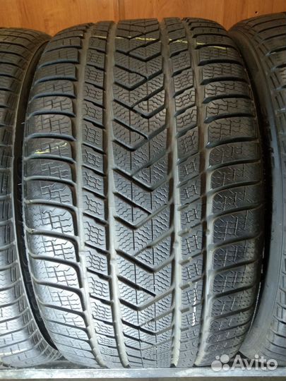 Pirelli Winter Sottozero 3 315/30 R21 105V