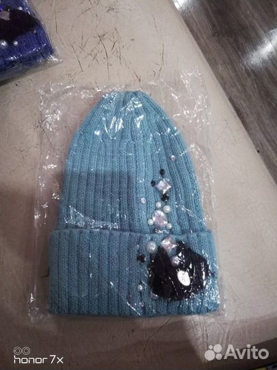 Шапки новые модные