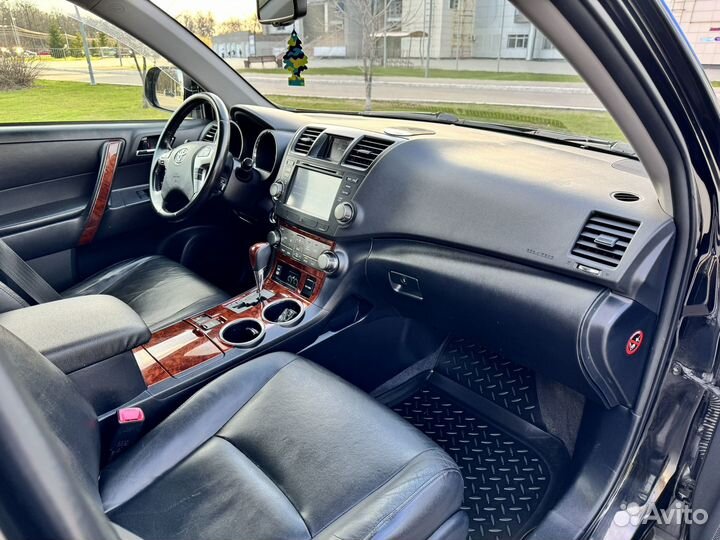 Toyota Highlander 3.5 AT, 2011, 172 941 км