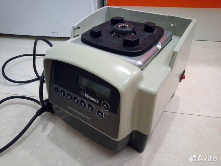 Блендер Витамикс