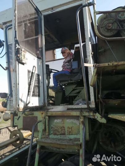 Комбайн Енисей Енисей-1200, 2002