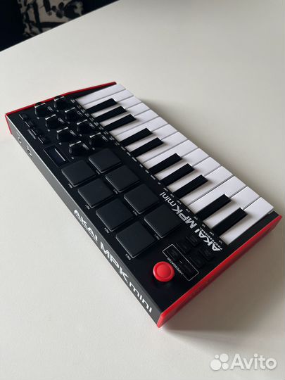 Midi-клавиатура 25 клавиш Akai MPK Mini MK3