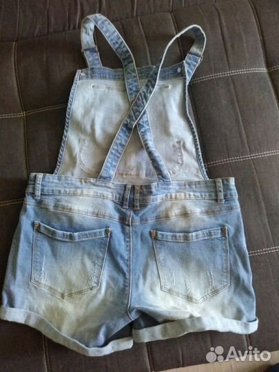 Джинсовый комбинезон шорты