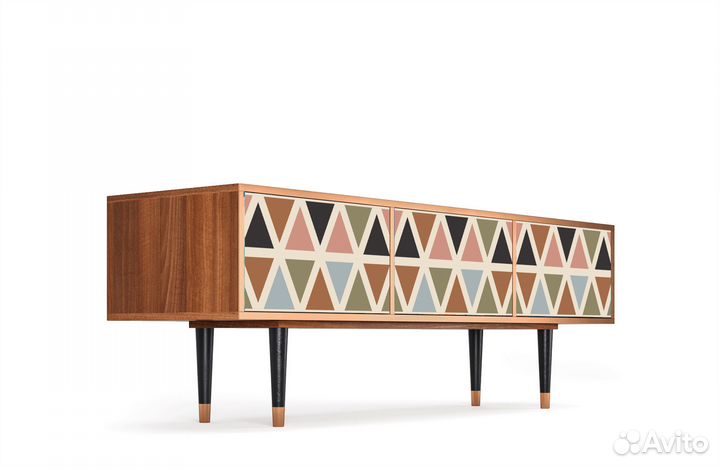 Тв-тумба T4 - Орех - Royal Triangles