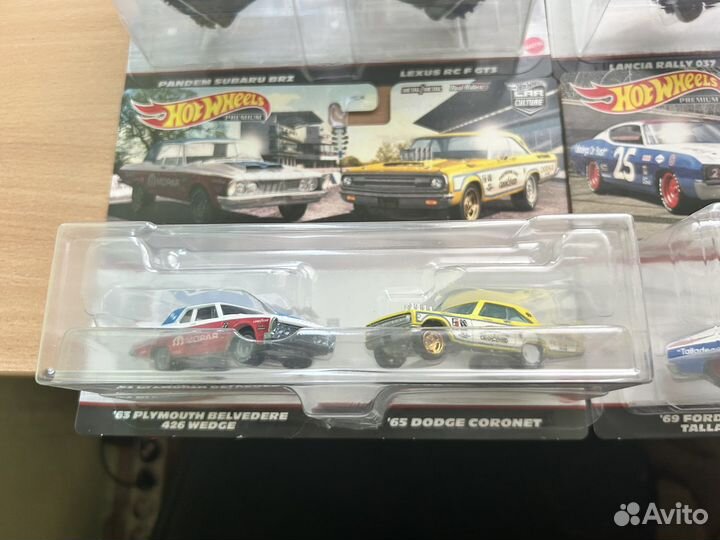 Hot wheels premium 2-pack