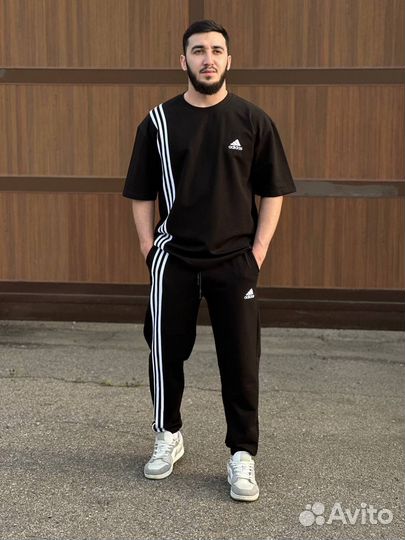 Спортивный костюм adidas мужской