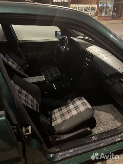 Mercedes Сидения w202