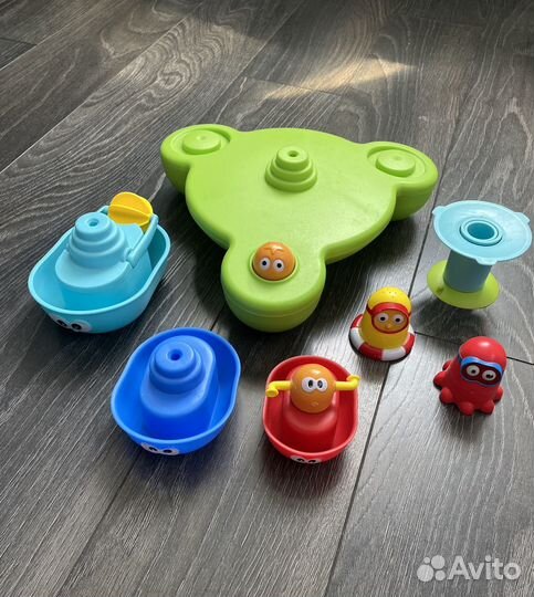 Игрушка для ванной Пирамидка Фонтан