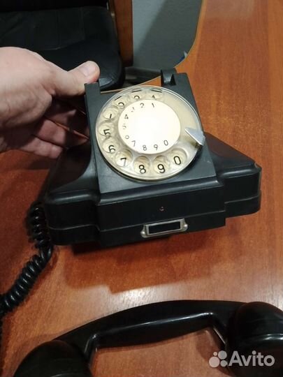 Старинный телефон СССР
