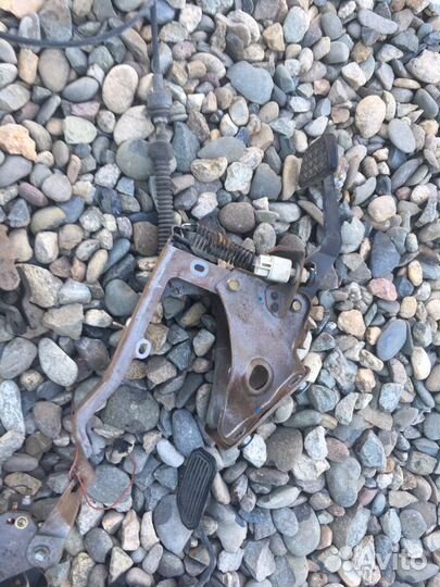 Toyota Voxy Noah 60 65 2002 трос АКПП