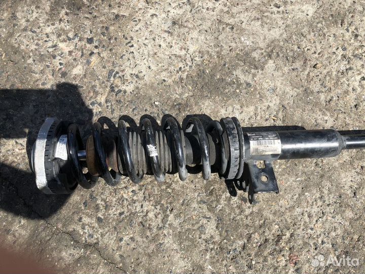 Амортизатор передний правый BMW 5 F10/F11/GT F07