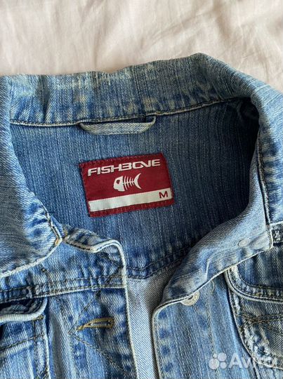 Женская куртка размера М