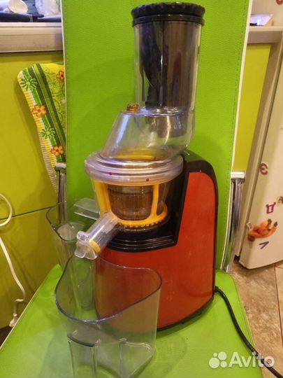 Соковыжималка шнековая kitfort