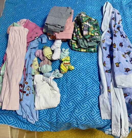 Отдам даром детские вещи на девочку
