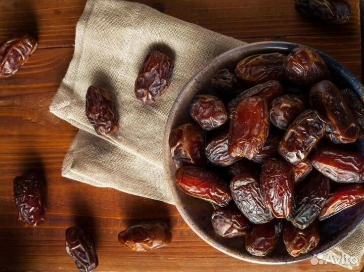 Финики каспиан