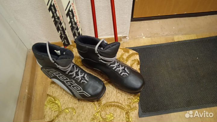 Беговые лыжи