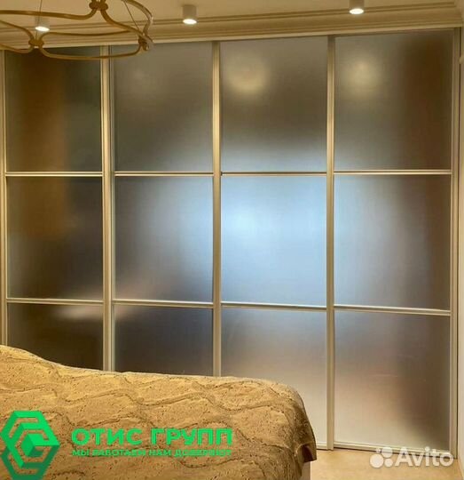 Раздвижные стеклянные перегородки