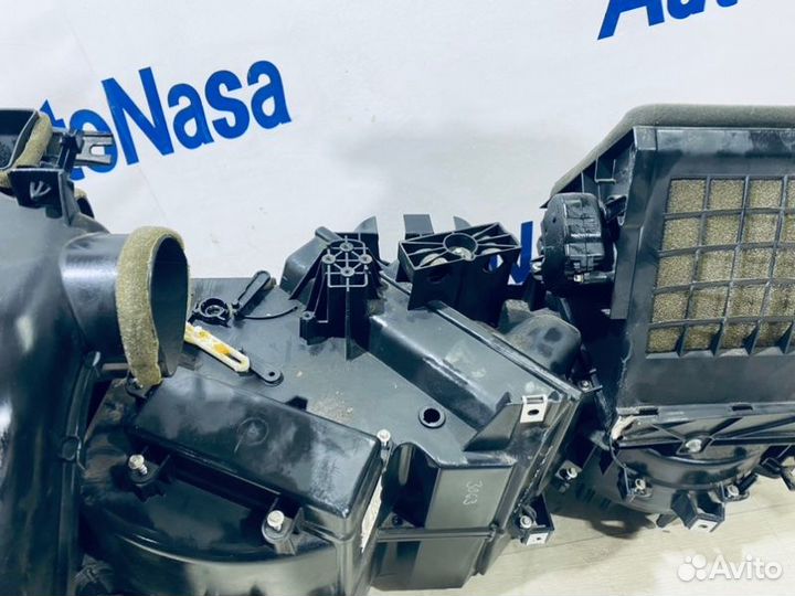 Корпус отопителя Nissan Armada SUV VK56DE 2004