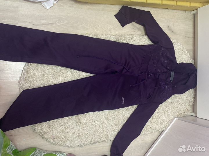 Спортивный костюм