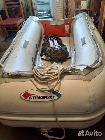 Надувная лодка Stingray 265KIB