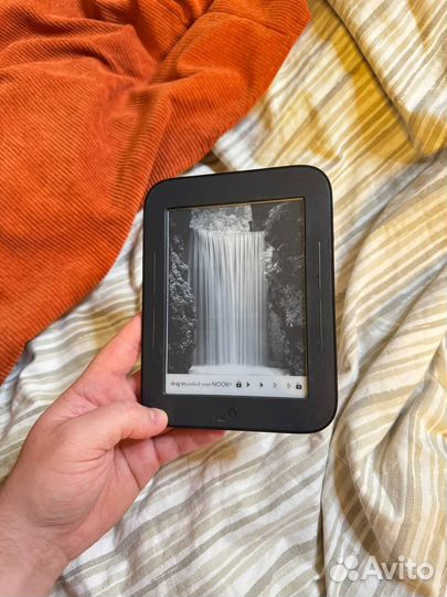 Barnes & Noble Nook Simple Touch