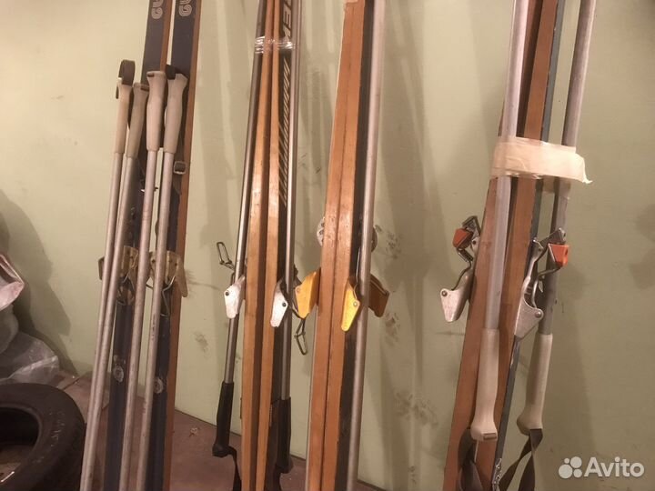 Лыжи беговые СССР 4 пары с палками, цена за все