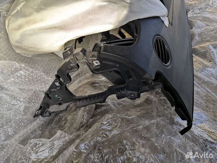 Торпедо Kia rio 4 84711h0100ijt. SRS Airbag. Ремни