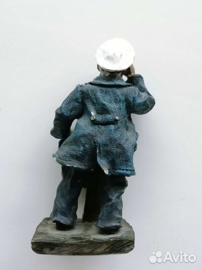 Статуэтка Моряк Капитан за штурвалом