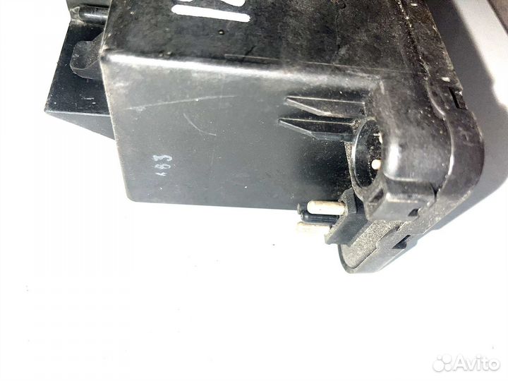 Компрессор центрального замка Mercedes W124