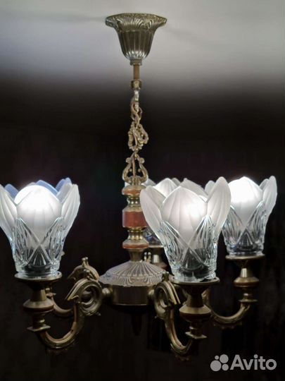 Люстра потолочная