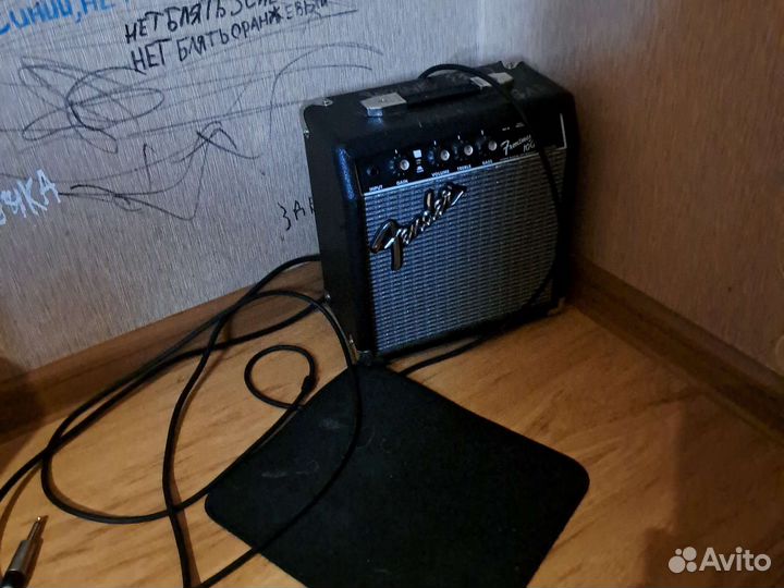 Электро гитара с комбиком