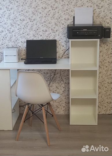 Комьютерный стол как IKEA