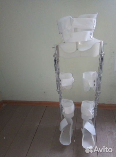 Аппарат на нижние конечности и туловище