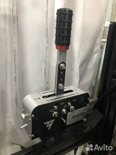 Руль thrustmaster Tgt2