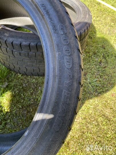 Goodyear Ice Navi Zea 245/40 R18