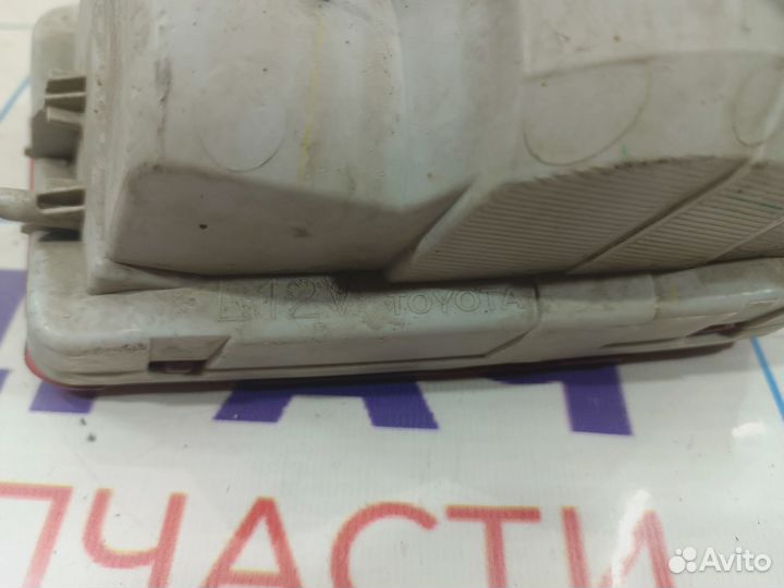 Фонарь задний в бампер левый Toyota Land Cruiser P