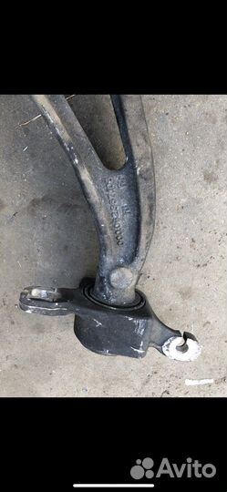 Рычаг правый нижний передний W164 X164 Mercedes