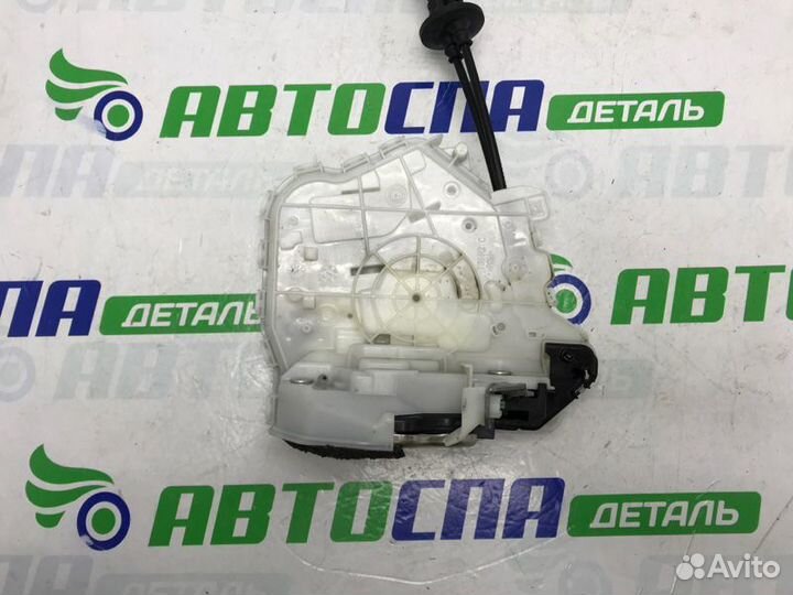 Замок двери задний правый Mazda 3 BP PE / P5 2019