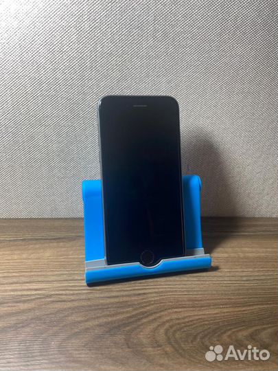 iPhone 6S, 64 ГБ