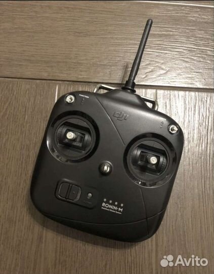 Стабилизатор для съемки Dji Ronin M