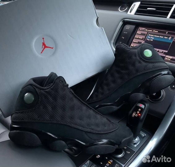 Nike air jordan 13 black cat