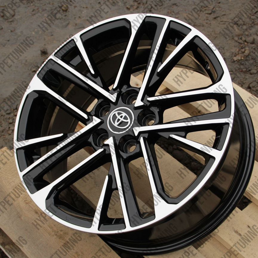 Литые диски Toyota 8×R18 5×114.3
