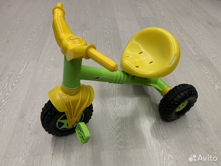 Велосипед детский трехколесный