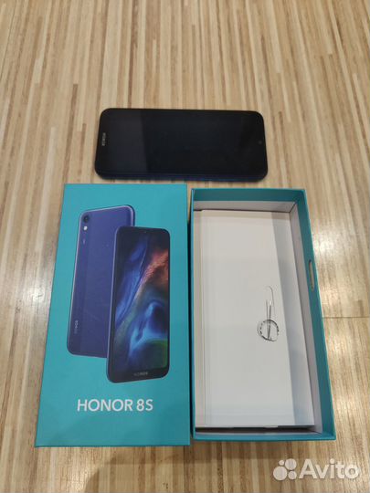 Мобильный телефон honor 8S синий