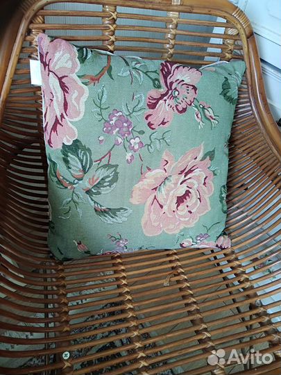 Скатерть кружевная 2,32м