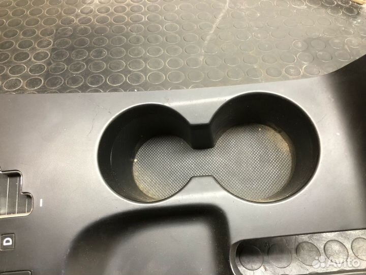 Накладка центральной консоли IX 35