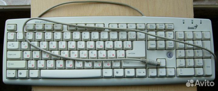 Клавиатура Genius (разъем PS/2)