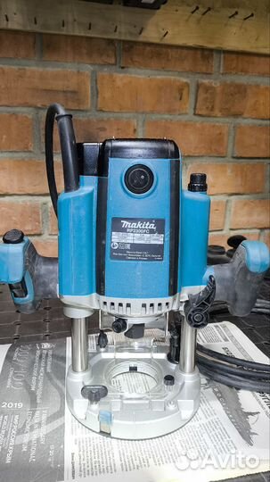 Фрезер Makita rp 2300 fc
