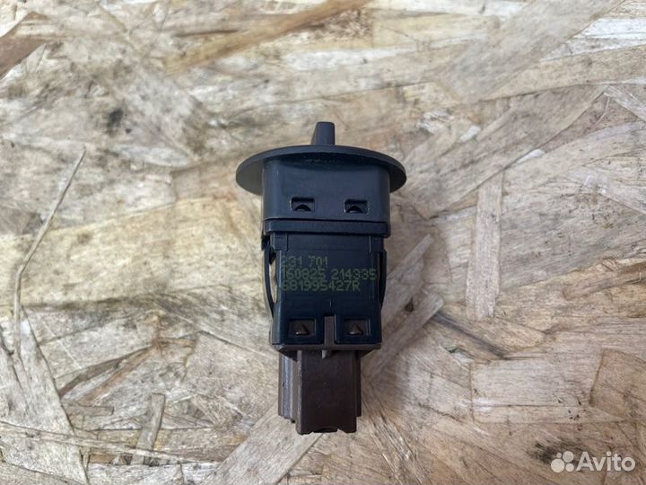 Выключатель подушки безопасности LADA Vesta